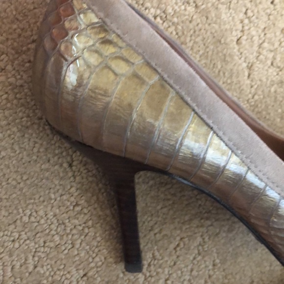 Donald Pliner 7M Python Heel - Picture 7 of 7